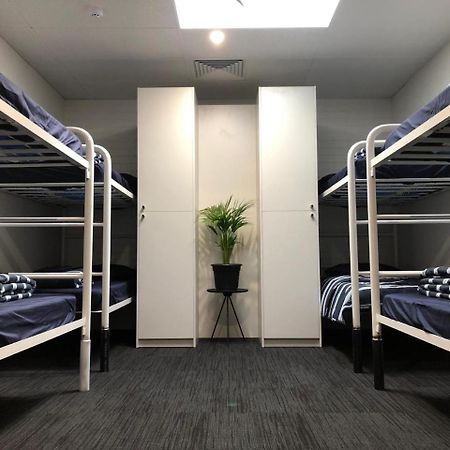 Spinners Hostel Перт Екстер'єр фото